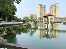 龙盘湖世纪山水1楼复式带花园带露台诚心出售价格可谈