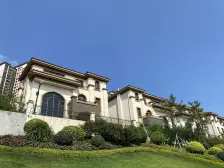 碧海云天 4室1厅 西南