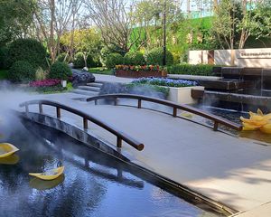 朝阳大街 石榴春江锦上大三居 环境优越 价格可议