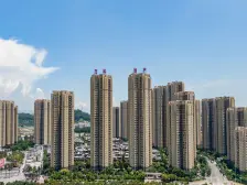 位置安静 9成新 142平大四房 诚心出售 中间楼层