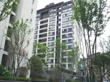 品质小区 近公园 近滨江资源 户型方正 小区环境优美