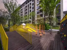 金地物业 正规三房 户型方正 临江洋楼 采光很好