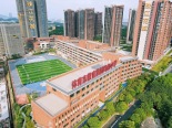 小区内公立小学实景图