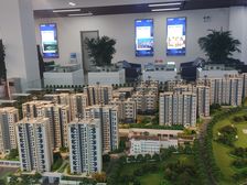 南山公园旁,精装,稀有打头房,住在花园里的家