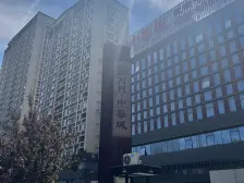 60万装修家居齐全,没住过,有车位,看房方便。