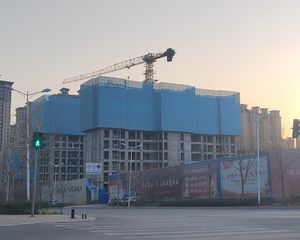 好楼层,诚心出售,刺眼采光,出价就谈