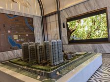 地铁口金地褐石系列洋房,顶复有阁楼和露台