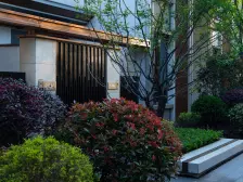 中央公园 龙湖云瑶玉陛云熙岸(二期三组团)四房160万