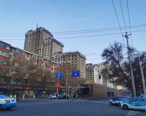 火星街两室客厅朝西楼层好视野开阔采光好无遮挡
