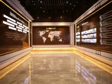 端户 国企次新小区 四房户型方正,轻轨旁,交通便利,