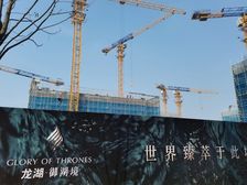 25年次新小区,空调+地暖+新风系统,一梯一户!