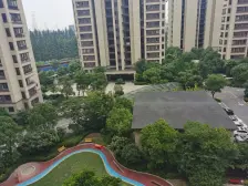 电梯房,主卧朝南,品质小区,精装修,精装好房