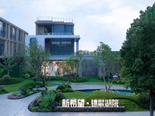 新希望锦粼湖院5室2厅南