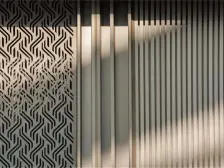 一楼端户花园 纯玻璃幕墙 一梯一户