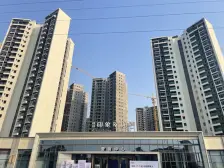 哇塞!208万城区113平大四房!便宜得不要不要的!