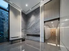 端户顶跃带60多平露台 朝南 安静 视野好 随时可以看