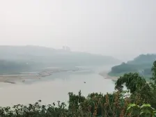 品质小区 新亚洲风格 电梯直接入户看江