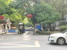 泗泾颐景园 联排别墅 毛胚 看房方便 九号线地铁口