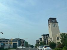 鲁商学府公馆3室1厅南北