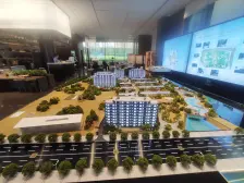 此房户型方正,带新风地暖调,中间楼层