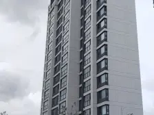 次新房 拎包入住中叠别墅 带双露台和地下室采光视野好