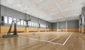 学校室内篮球馆