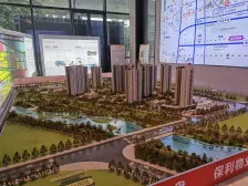 门口银屏站,近大型润新百货及新时代广场