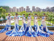 天赐上湾 大两居 精装修 南北通透 满五 看小区中心景观