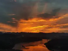 内圈位置,一梯两户,板式结构,户型方正无浪费