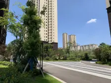 钓鱼嘴半岛 荣盛城观云郡9号地块三房87.5万