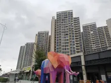 门口银屏站,近大型润新百货及新时代广场