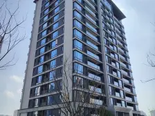 湖上初晴 坐北朝南 临湖宜居 视野开阔 可远眺来福士