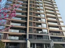 汽博品质次新房,舒适视野,轻奢装修