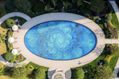 蓝宝石泳池实景图