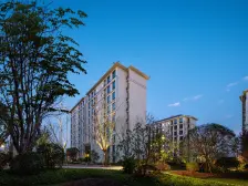 龙兴 华宇两江御临府珑园四期四房90万