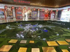 少有的东南向,户型方正实用,精装4房环境优美