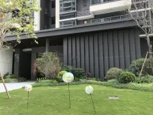 虎门高铁站TOD朝正南4房,看小区园林 业主诚心出售