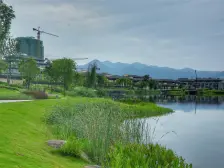 临轻轨、临高铁、临公园、户型方正、小区环境好