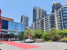 主卧朝南,环境优美,居家装修,诚意出售