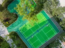 正规四房,大阳台,视野开阔开间大。