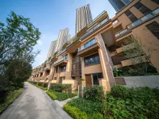 价格可谈 轻轨旁 视野非常好 佣金只要6666一套