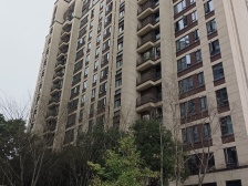 业主诚心出售,看房方便,公园一环朝南