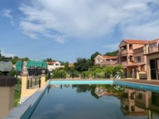 海逸豪庭御峰门口朝南,地势平坦,背靠山独栋出售