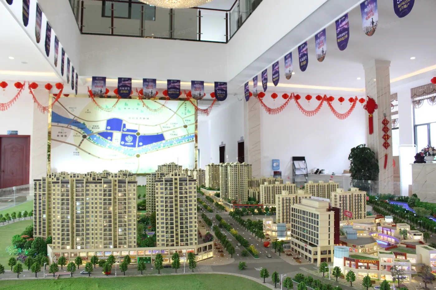 龙湾国际毛坯高层住房在售织金买房哪个地段好点