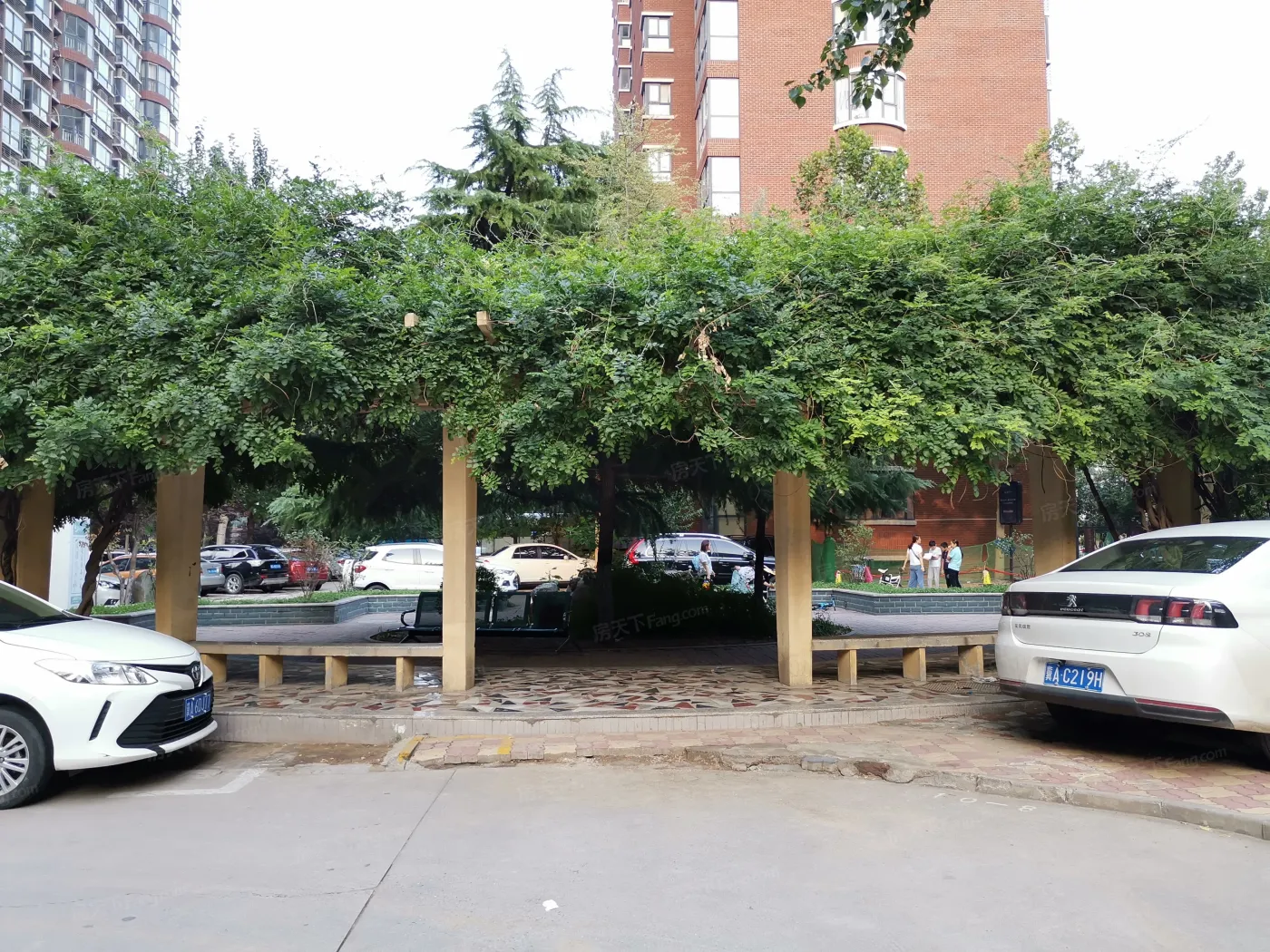 东风路 125万精装两室 电梯房 无税 随时看房,石家庄桥西东风香晴苑