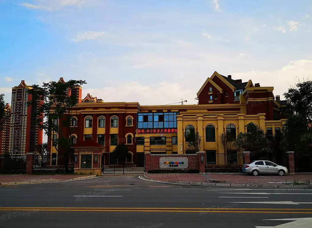 广安人气top5澜湖郡 vs 帝谷·公园城