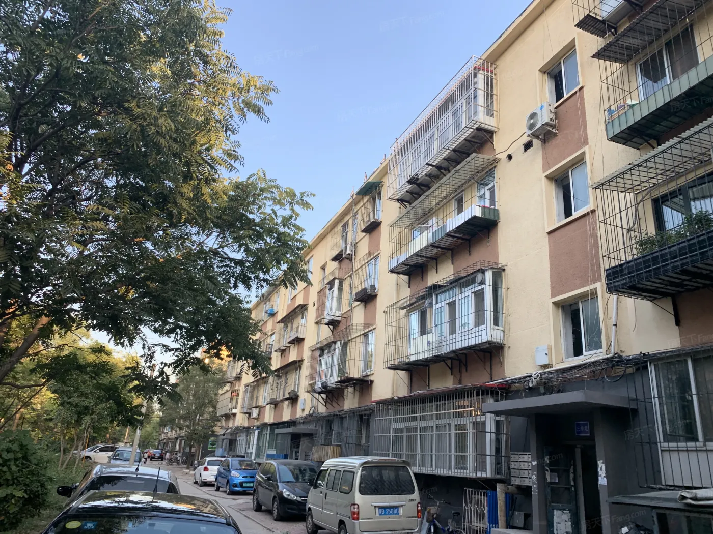 一层,适合老人居住,,环境好,有本可贷,唐山路南信息大厦赵庄红砖楼