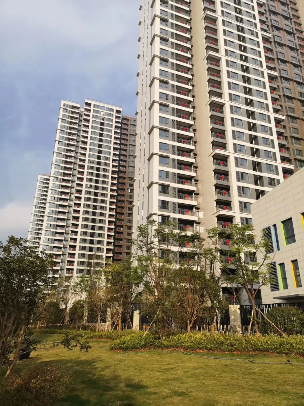 天汇龙城n地块龙华苑最后2栋12月初即将加推