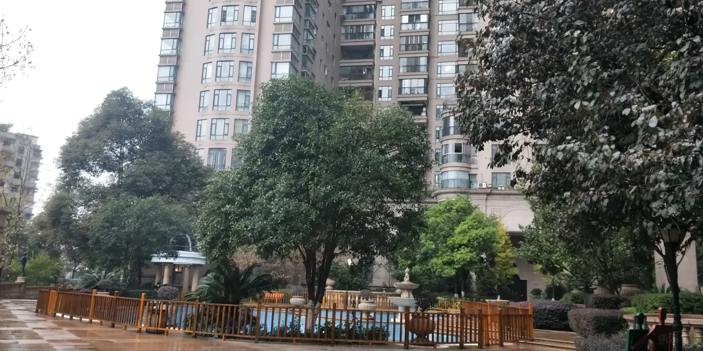 贵阳蓝波湾花园怎么样?蓝波湾花园小区房价地址及环境分析