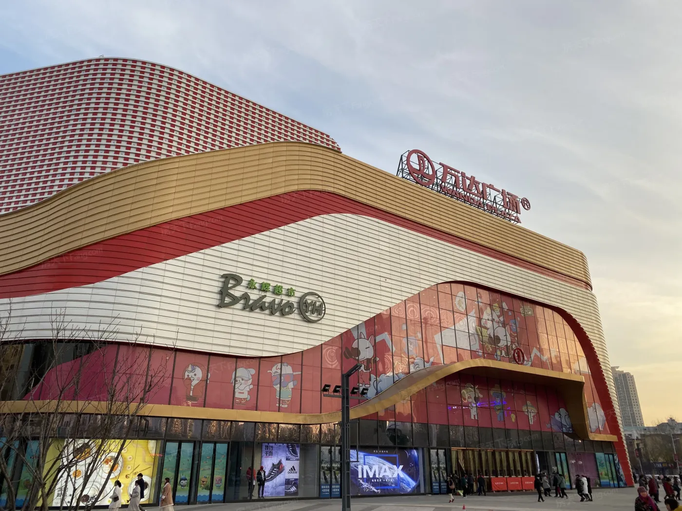 秦皇岛万达广场价格贵吗?还有房源吗?想听听大家的意见!